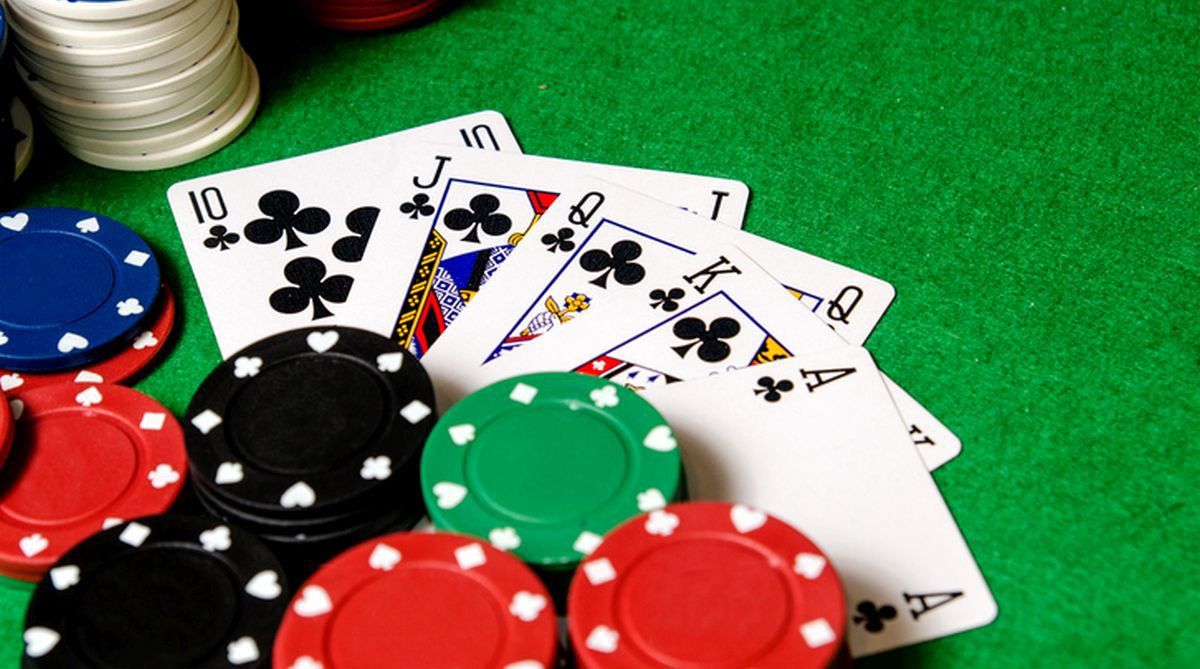 Super Jackpot کیسینو میں پوکر گیمز